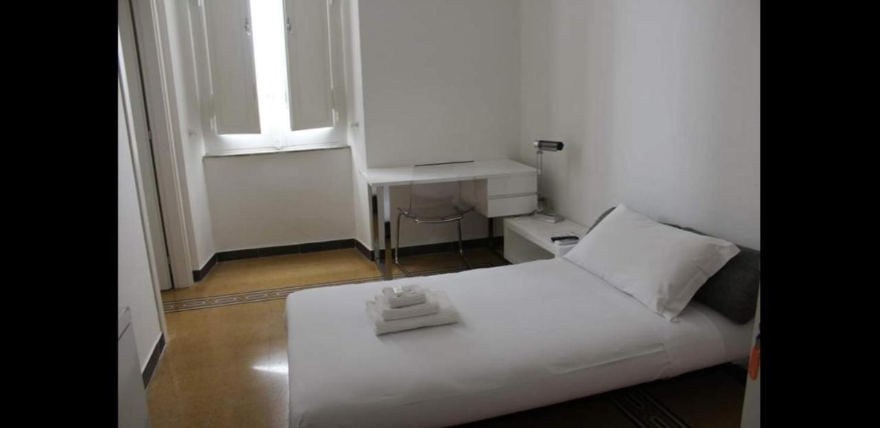 Deluxe Triple Room,816807500:JPEG